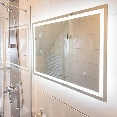 Immostay M#apartments Waterfront - Wifi & Parking *