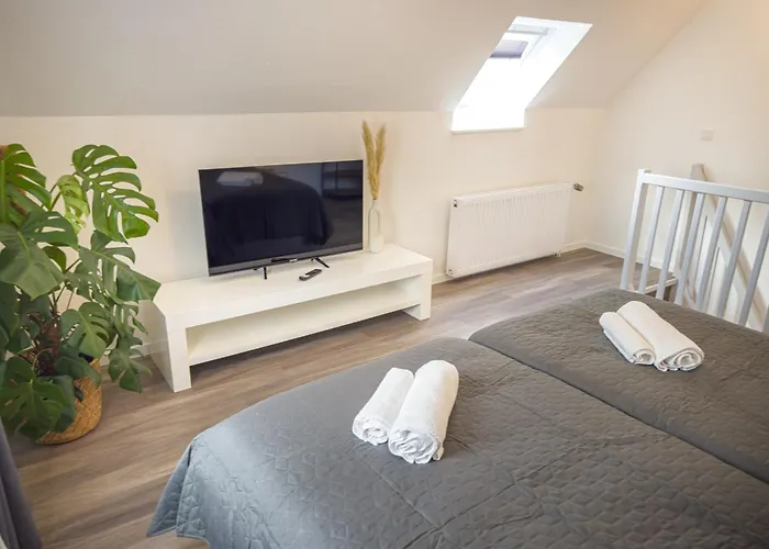 Апартаменты Immostay M#apartments Waterfront - Wifi & Parking *